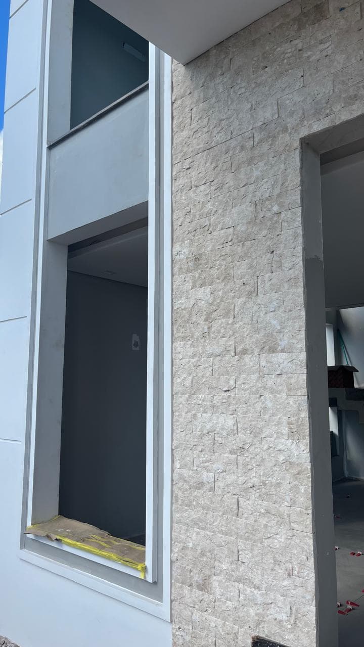 Travertino Rock Face Natural